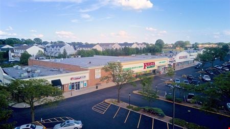 A look at Briar Square Commercial space for Rent in Bolingbrook