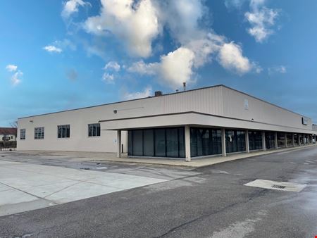 A look at 26488 Groesbeck Hwy Commercial space for Rent in Warren
