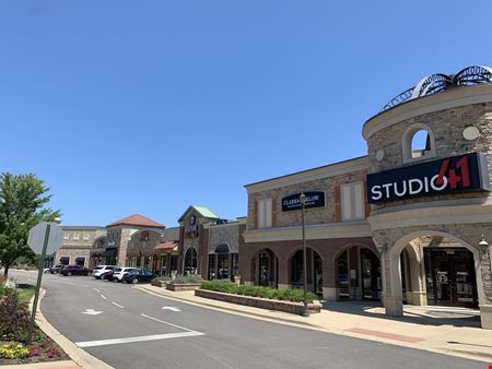 A look at Design Pointe Naperville Retail space for Rent in Naperville