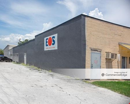 A look at 4502, 4504 East Hillsborough Avenue & 5402 North 46th Street Industrial space for Rent in Tampa