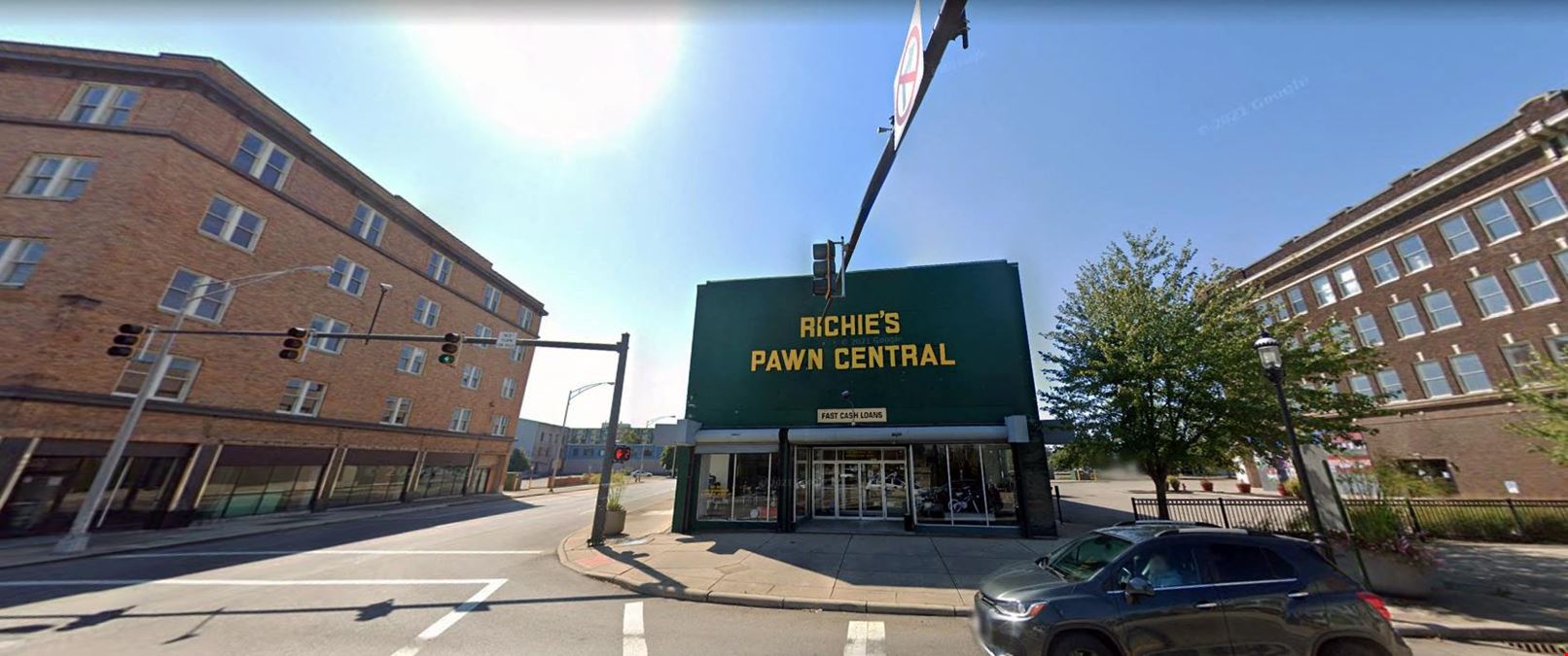 Richie's Pawn Central