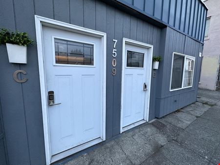 A look at 7509 Aurora Ave N commercial space in Seattle