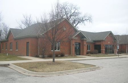 A look at Office Condos for Sale and Lease commercial space in Sugar Grove