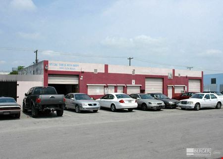 A look at 715 NW 8th Ave commercial space in Fort Lauderdale