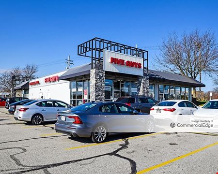 A look at Brooklor Shopping Center Retail space for Rent in North Olmsted