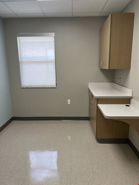 A look at Medical Office for Lease commercial space in 2216 NW 40th Terrace Gainesville Suite A