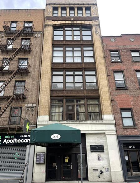 A look at 314 W 14th St Mixed Use space for Rent in New York