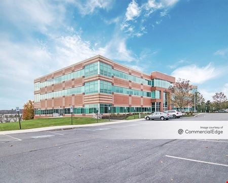 A look at Susquehanna Center West Office space for Rent in Harrisburg