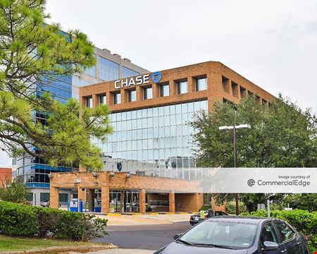 A look at University Medical Plaza II commercial space in Houston
