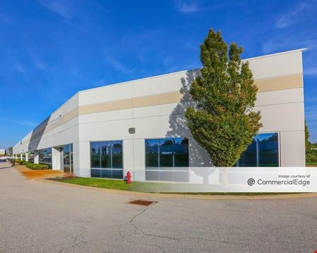 A look at 1-7 Document Drive commercial space in St. Louis