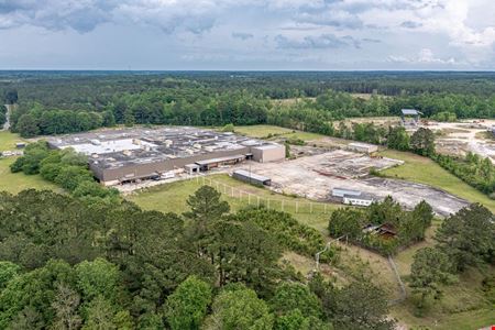 A look at 100 Industrial Parkway Rd commercial space in Lumberton