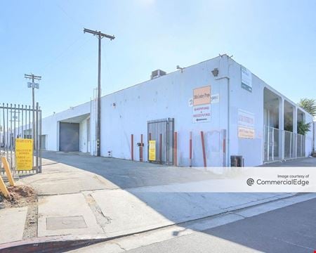 A look at 14746 Raymer Street Commercial space for Rent in Van Nuys