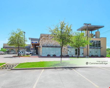 A look at Steck Town Center commercial space in Austin