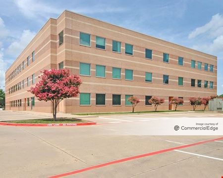 A look at Baylor Garland Campus - Medical Plaza III commercial space in Garland
