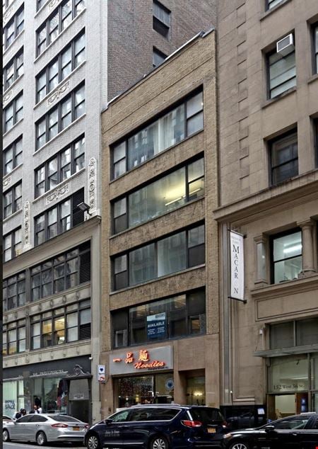 A look at 150 W 36th St Office space for Rent in New York