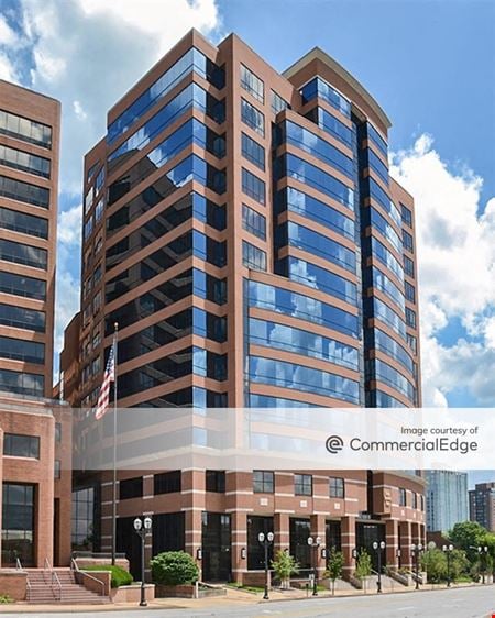 A look at 8235 Forsyth commercial space in Clayton