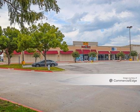A look at Lakepointe Towne Crossing commercial space in Lewisville