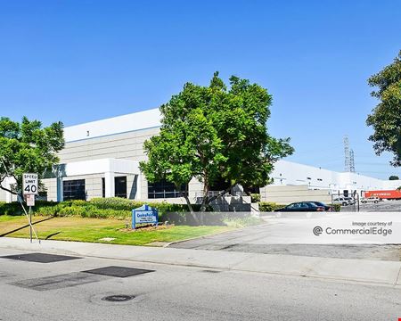 A look at Centerpointe Business Center commercial space in Carson