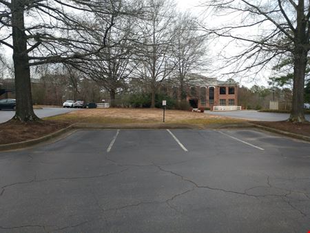 A look at 910 Holcomb Bridge Rd commercial space in Roswell