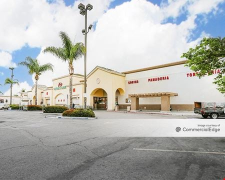 A look at Naples Plaza Commercial space for Rent in Chula Vista