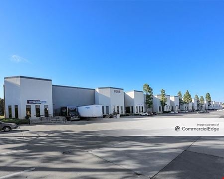 A look at 9586 Distribution Avenue commercial space in San Diego