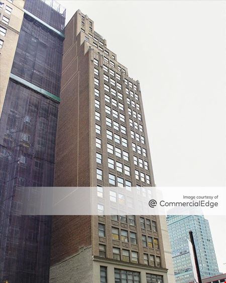 A look at 589 8th Avenue commercial space in New York