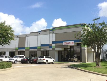 A look at Corporate Park West commercial space in Houston