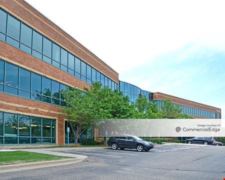A look at Pondview Plaza commercial space in Minnetonka