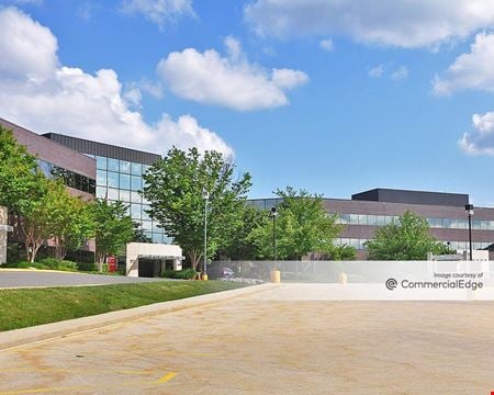 A look at High Ridge Corporate Park commercial space in Fairfax