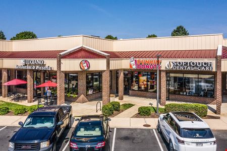 A look at Hunter Mill Plaza commercial space in Oakton