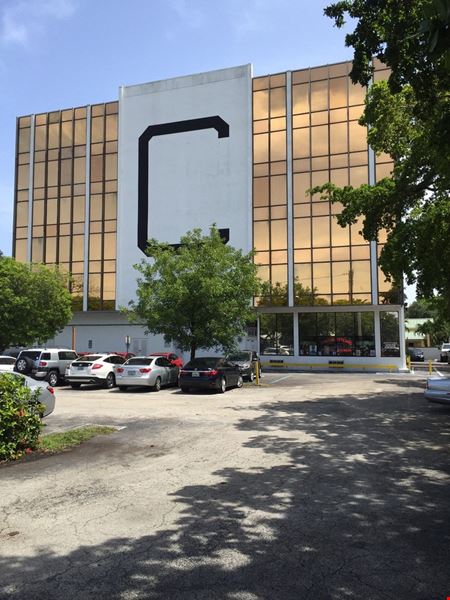 A look at Cumberland Building Commercial space for Sale in Fort Lauderdale