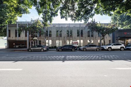 A look at 690 E Green St commercial space in Pasadena