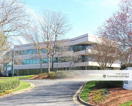 A look at Spalding Triangle Office space for Rent in Peachtree Corners
