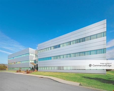 A look at Penn Corporate Center commercial space in Bethlehem