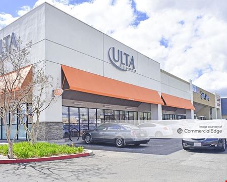 A look at Nordhoff Plaza commercial space in Northridge