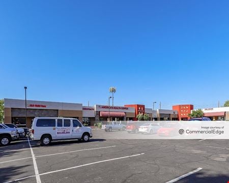 A look at Plaza 44 Retail space for Rent in Glendale