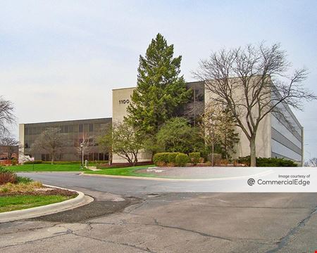 A look at The Corporate Center Office space for Rent in Oak Brook