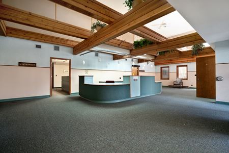 A look at 601 Buffalo St Professional Building commercial space in Manitowoc