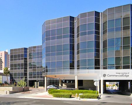 A look at Bonneville Square Office space for Rent in Las Vegas