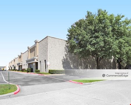 A look at 4124-4140 Billy Mitchell Drive & 4117-4135 Lindbergh Drive commercial space in Addison