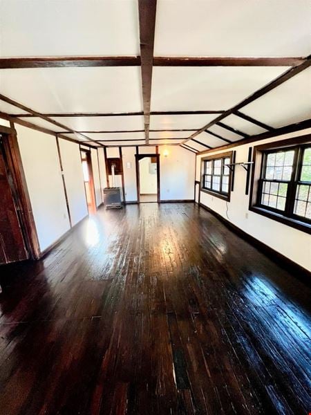 A look at Sled Hill LLC Office space for Rent in Woodstock