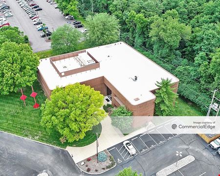 A look at 600 Mason Ridge Center Drive commercial space in St. Louis
