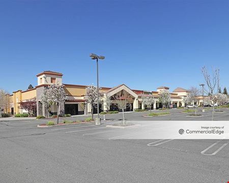 A look at Foothill Village Oaks Retail space for Rent in Roseville