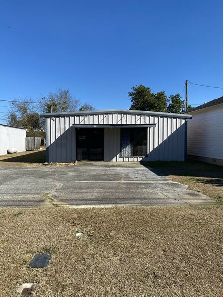 A look at Industrial Building commercial space in Thomasville