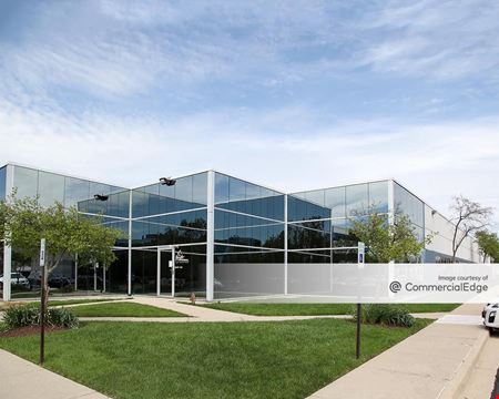 A look at Governor&#39;s Pointe - 4700 Duke Drive Commercial space for Rent in Mason