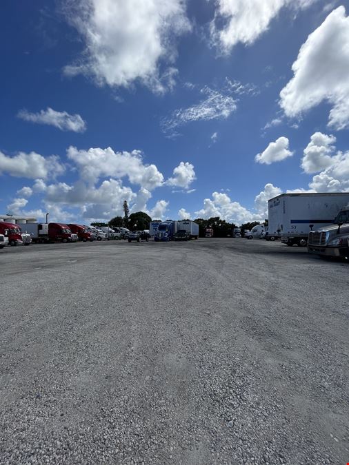 ±4 Acres Industrial Parcel in Lake Worth Park of Commerce