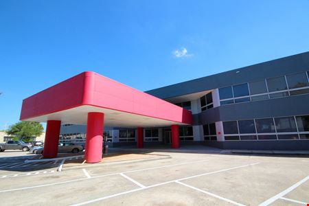 A look at 16903 Red Oak Drive commercial space in Houston