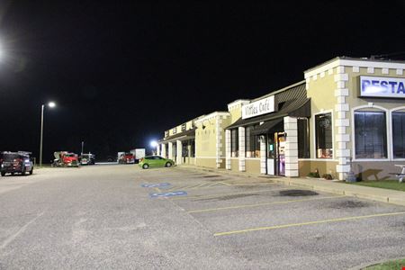 A look at Ozark Shopping Center - FOR LEASE commercial space in Ozark