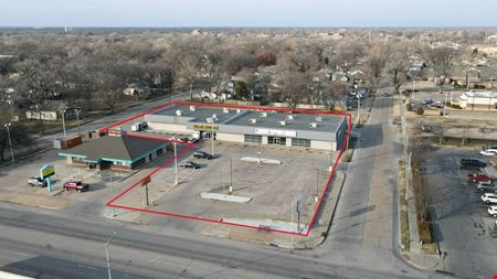 A look at 1202 W Douglas Ave commercial space in Wichita