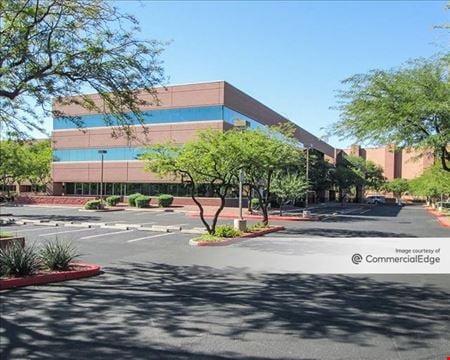 A look at Crosspoint @ Beardsley commercial space in Phoenix